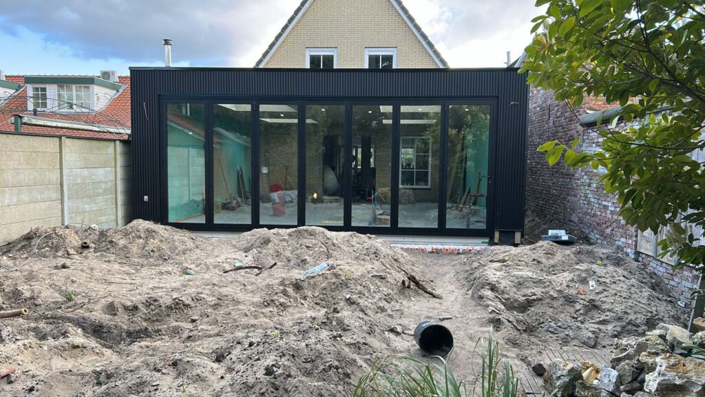Grondwerk en riolering voor de bestrating door Stratenmakers Gigant